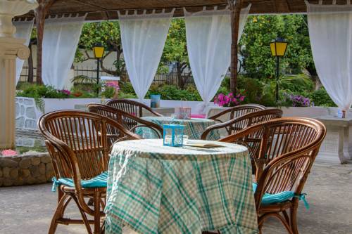 Sirena Beach Hotel