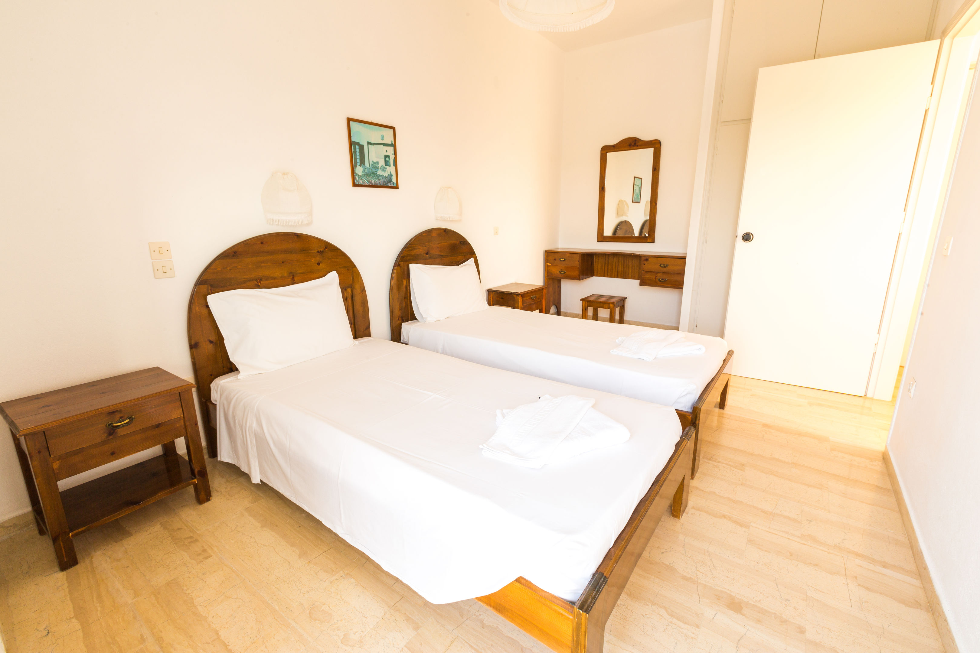 Bruskos Hotel