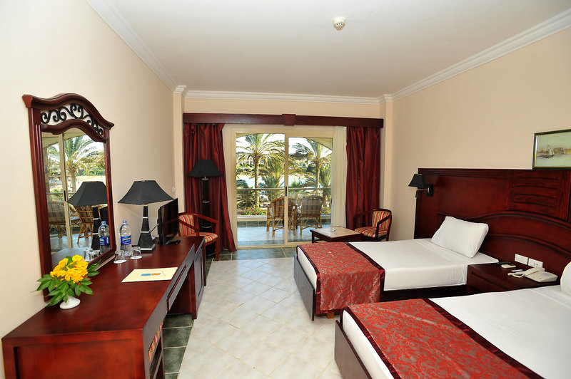 Brayka Bay Resort