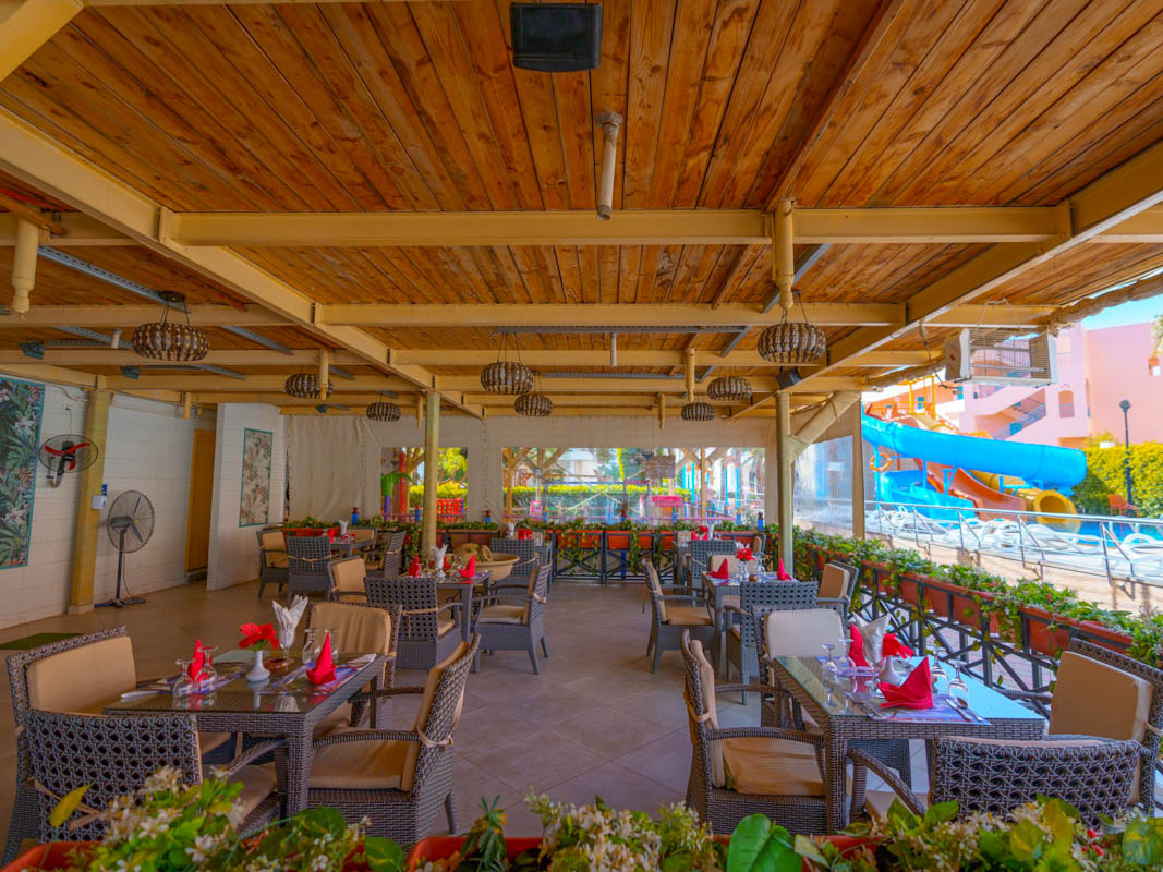 Minamark Beach Resort